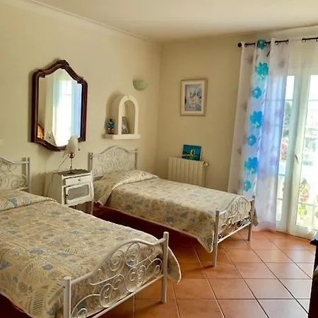 Guest house Maison Des Pruniers