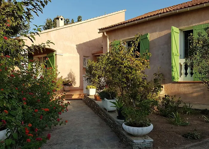 Maison Des Pruniers 3*